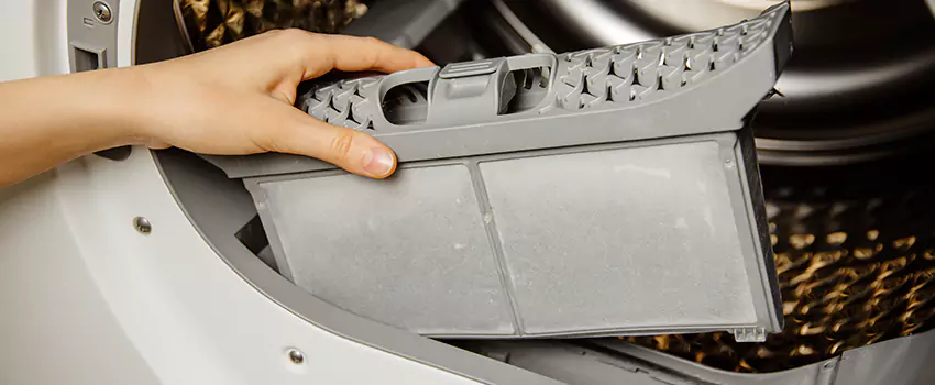 Signs Of A Clogged Dryer Lint Trap in Herriman, Utah